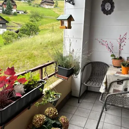 Waldblick-appartement * Байрсброн
